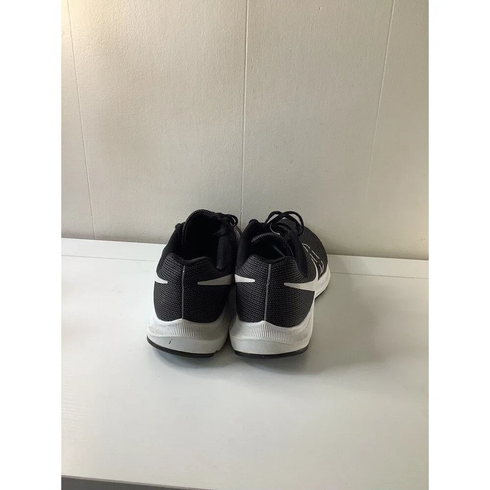 Nike Run Swift Men’s Size 8.5 Black White Running Shoes 908989-001